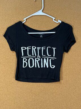UK2LA Women Crop Top Shirt Small Black Graphic Tee Short Sleeve NWT